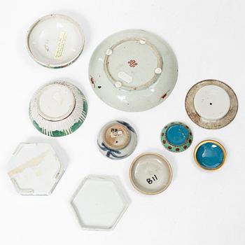 Four Chinese boxes with covers and a dish, porcelain and cloisonné, Ming and late Qing also 20th century.