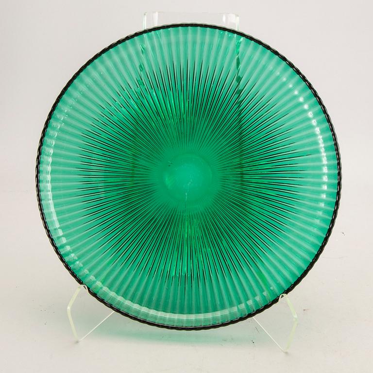 A set of 12 Arthur Percy plates, bowls and vases mostly Reffla Gullaskruf mid 1900s.