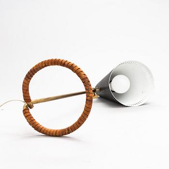 Mauri Almari, Bordslampa, K11-15, Idman, 1900-talets mitt.