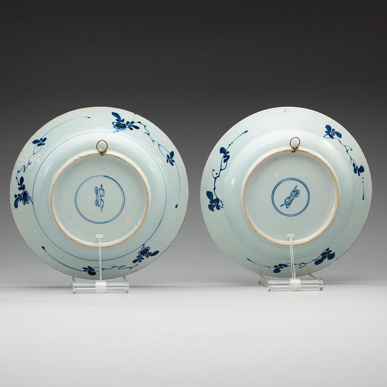 FAT, ett par, porslin. Qing dynastin, Kangxi (1662-1722).