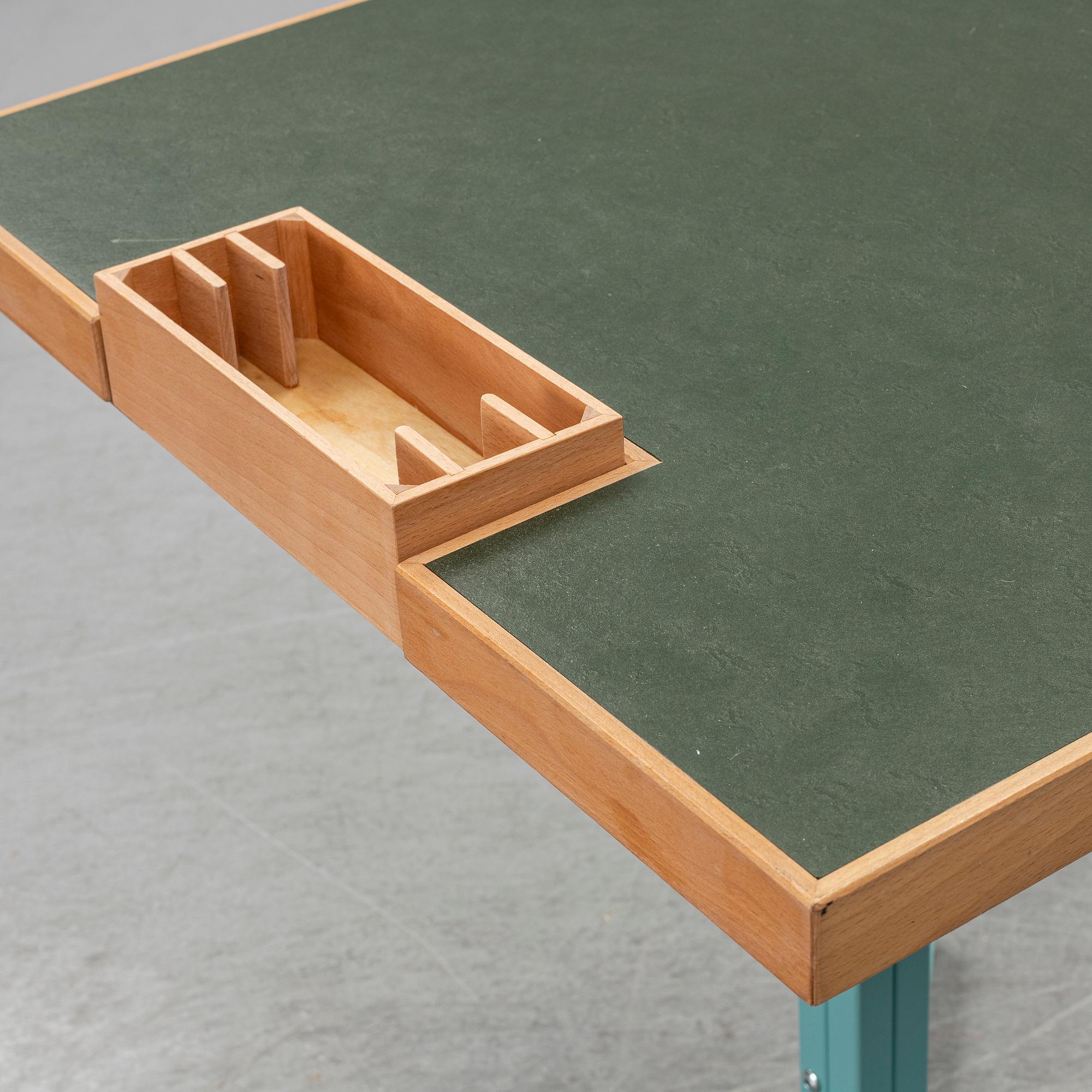 UGLYCUTE, table, Woodstockholm.