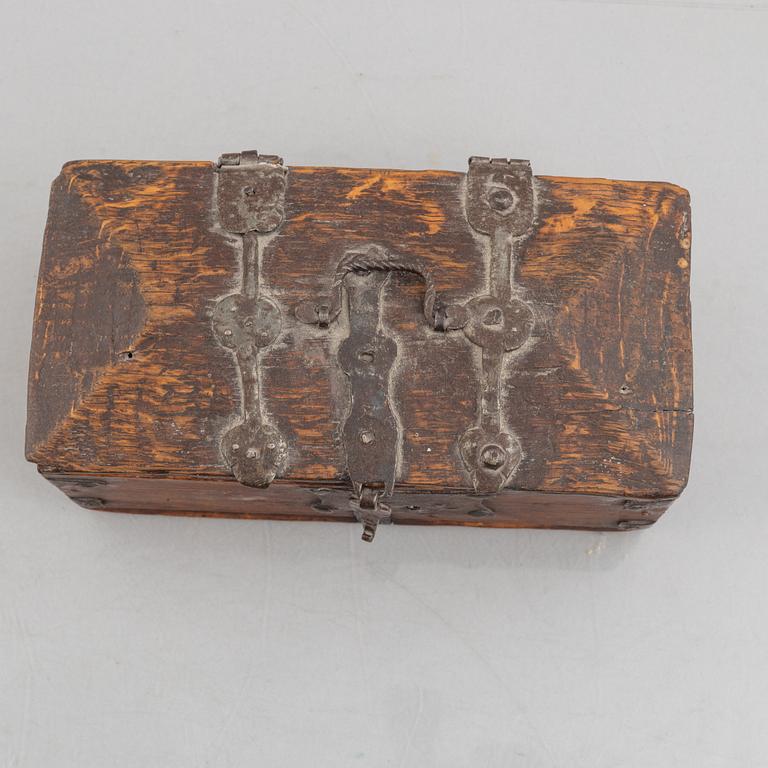 A Swedish baroque wooden box, 17th/18th century.