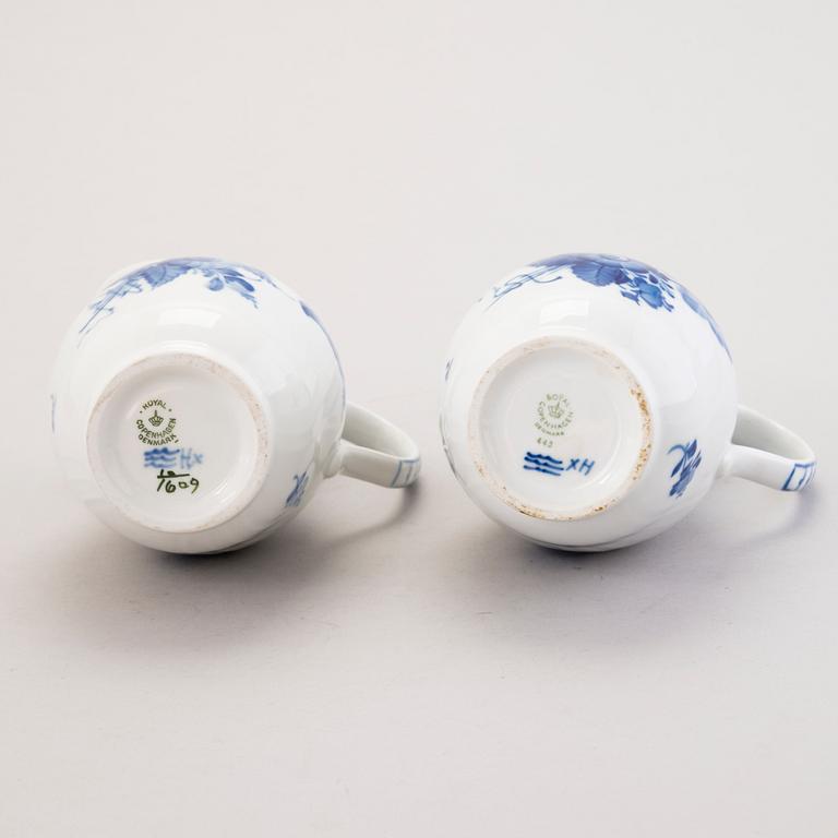 ROYAL COPENHAGEN, A 40-piece set of 'Blå Blomst" tablewear, second half of the 20th century.