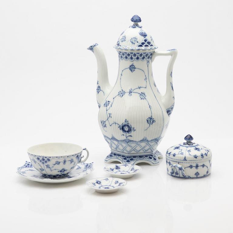 Service pieces, 16 pieces, porcelain, "Blue Fluted", Royal Copenhagen, Denmark.