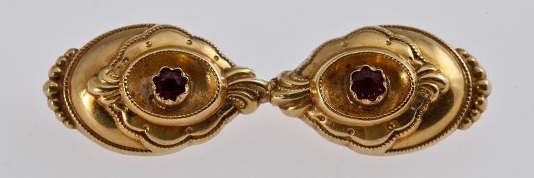 PARTI GULD, 4 delar, 18k guld, bl a Finland, sent 1800-tal - 1900-talets mitt. Tot ca 12 gr.