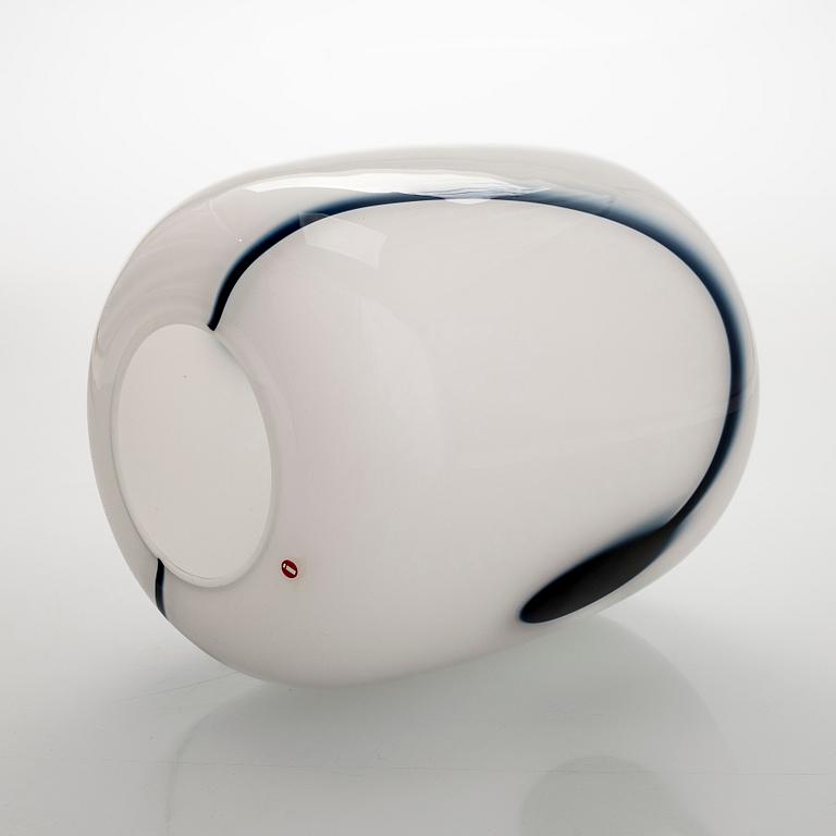 Timo Sarpaneva, an art object 'Blues' signed Timo Sarpaneva 15 / 1987.