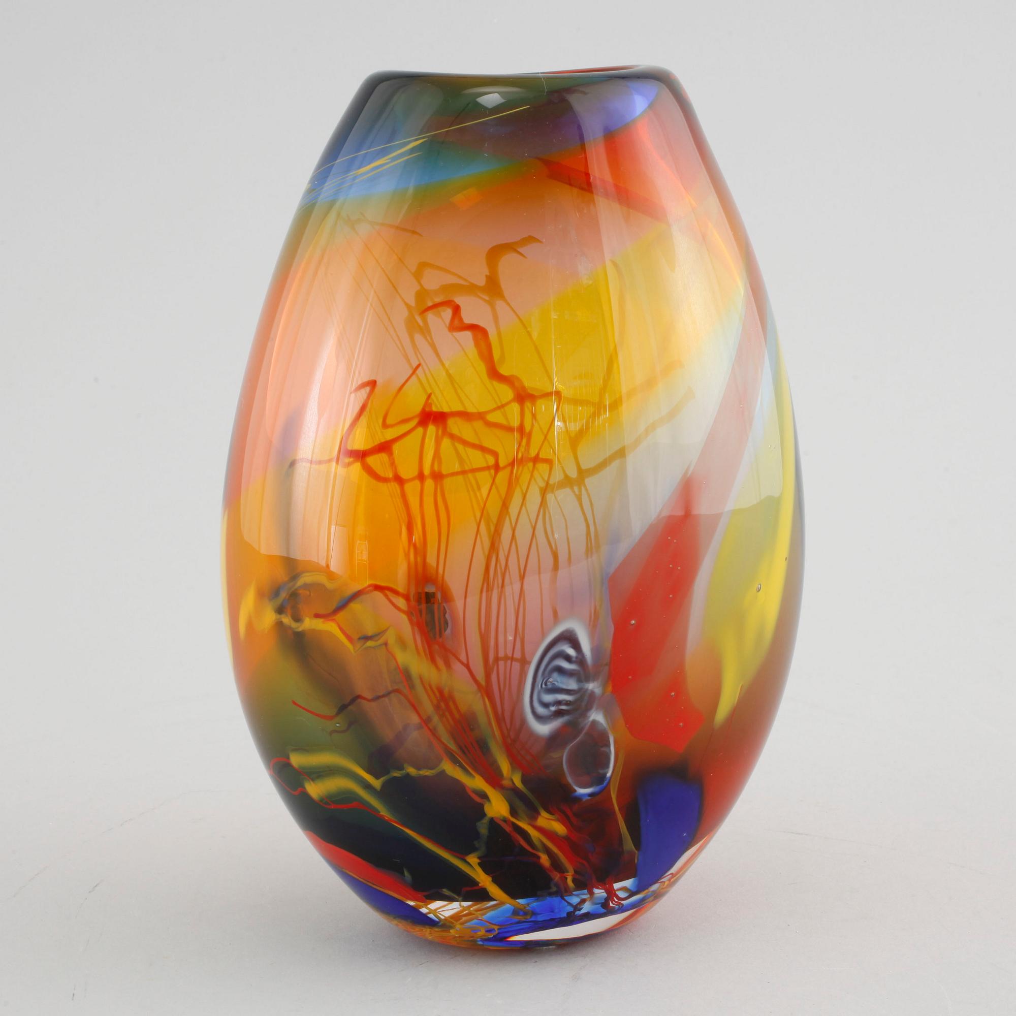 BERIT JOHANSSON, vase, glass, Sjöhyttan, signed and dated 2003.