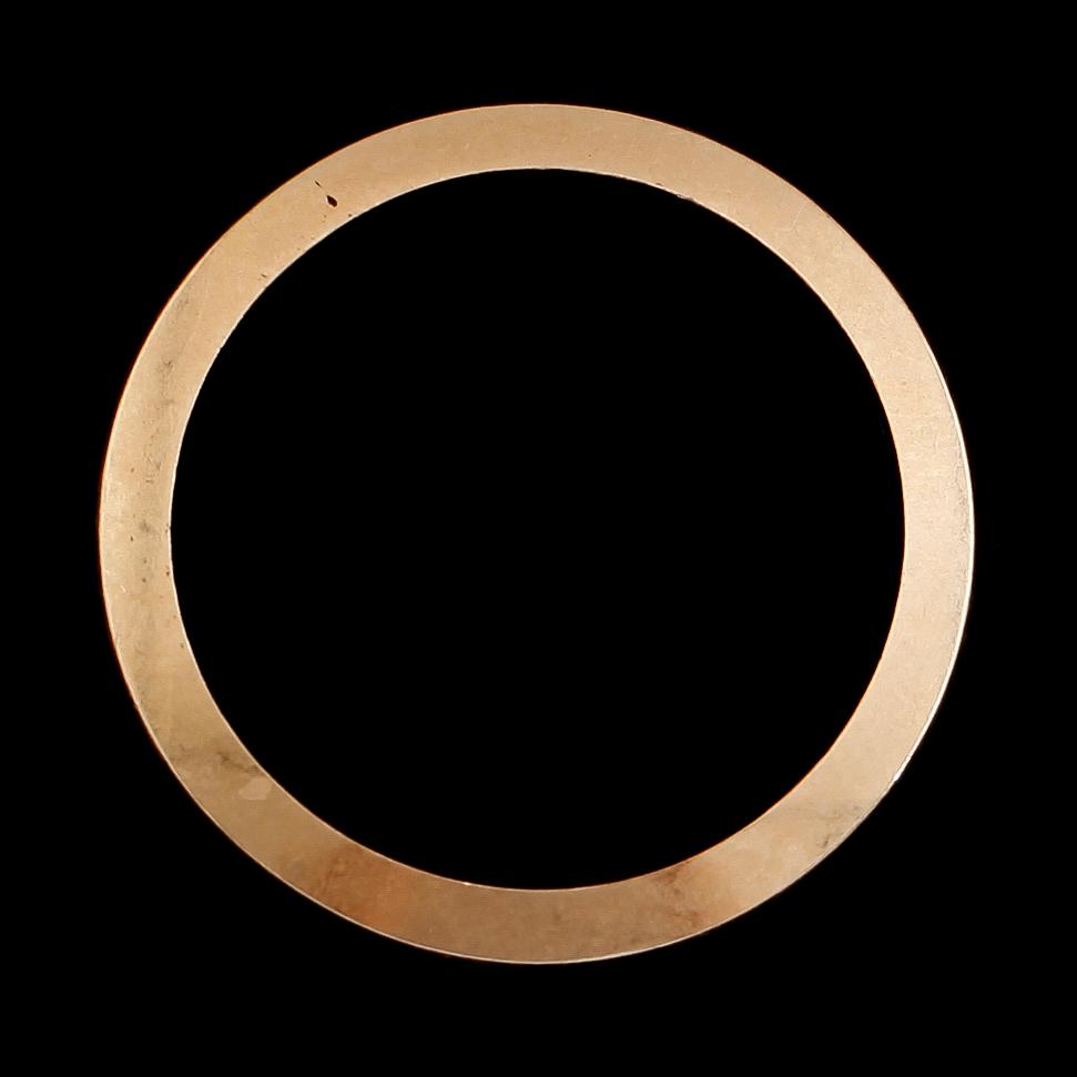 RING, 20 k guld. Vikt ca 4 g.