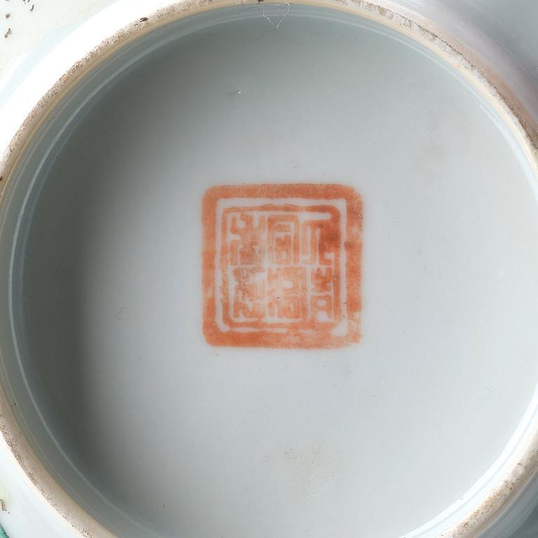 Two famille rose bowls, late Qing dynasty.