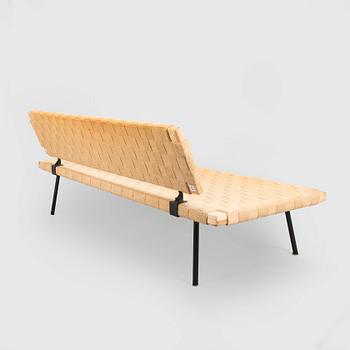 Ilse Crawford, sohva/päiväpeti, "Sinnerlig", IKEA. 2000-luku.