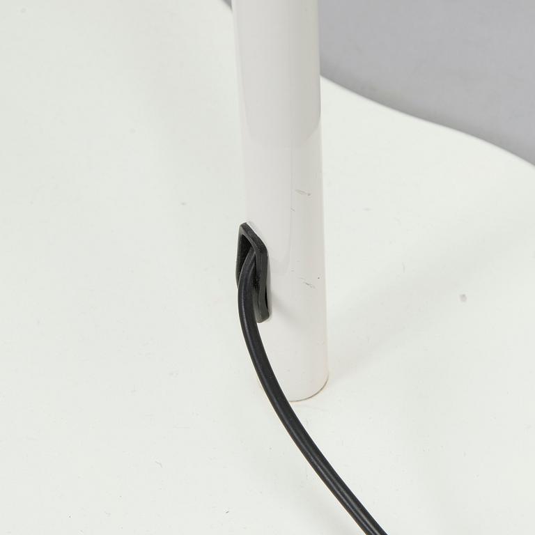 Anna Kraitz, lattiavalaisin "Anna's Golvlampa" Bsweden, Ruotsi.