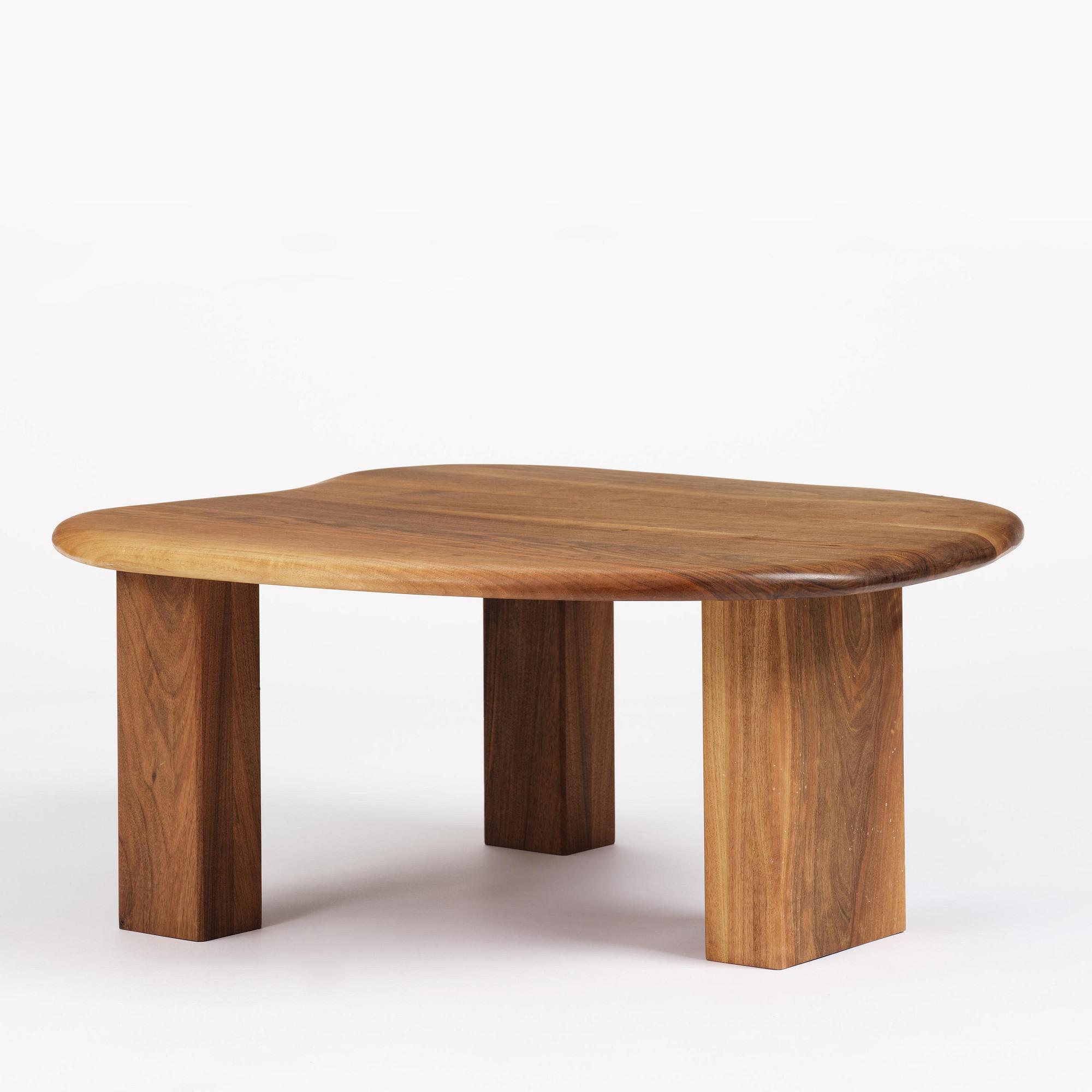 Niklas Runesson, soffbord, unikt, egen studio, Stockholm, 2021.