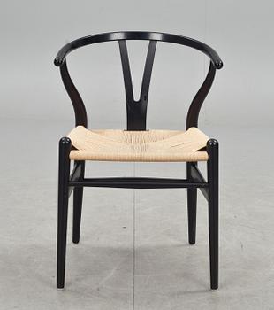 KARMSTOL, Y-stolen, formgiven av Hans Wegner 1950, tillverkad av Carl Hansen & Son, Odense.