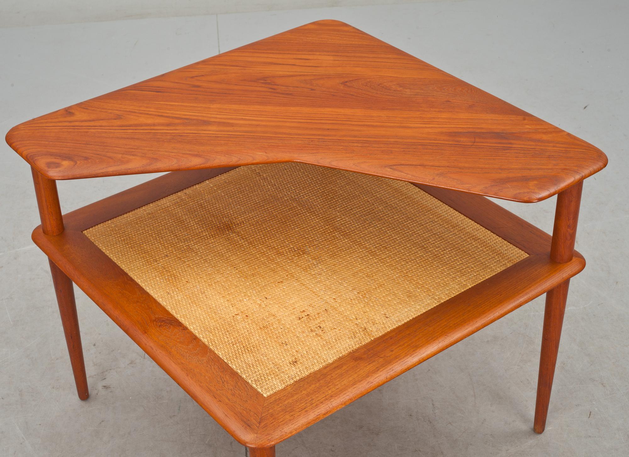 SOFFBORD, "Minerva", Peter Hvidt & Orla Mølgaard Nielsen för France & Daverkosen, Danmark, 1900-talets andra hälft.