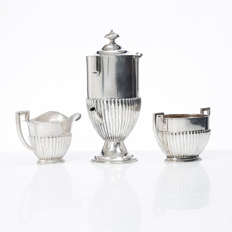 CG Hallberg, kaffeservis, 3 delar, silver, gustaviansk stil, Stockholm 1902.