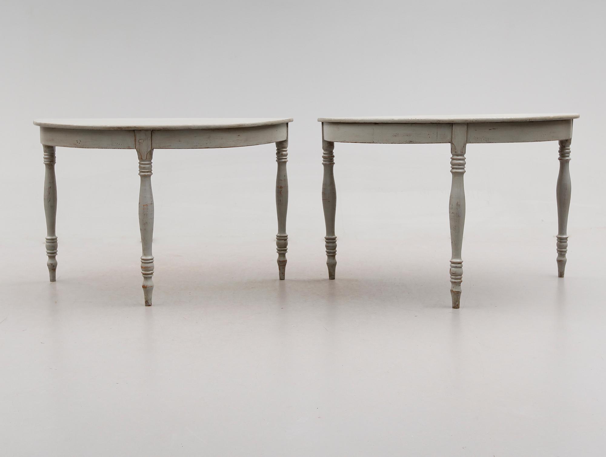 VÄGGBORD, 1 par, 1800-talets mitt.