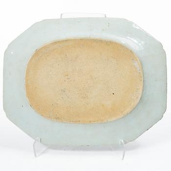 Stekfat, kompaniporslin, Kina, Qianlong (1736-95).