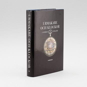 BOK, Urmakare och klockor i Sverige och Finland, G. Pipping, E. Sidenbladh och E. Elfström, Norstedt, 1995.
