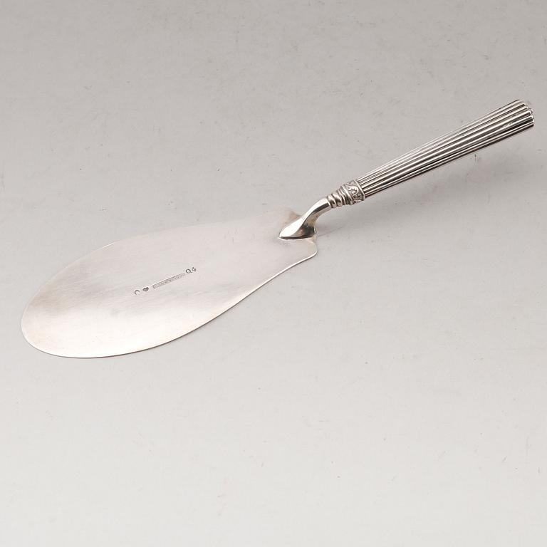 TÅRTSPADE, silver, Barkander & Söhrling, Linköping 1846. Vikt ca 81 g.