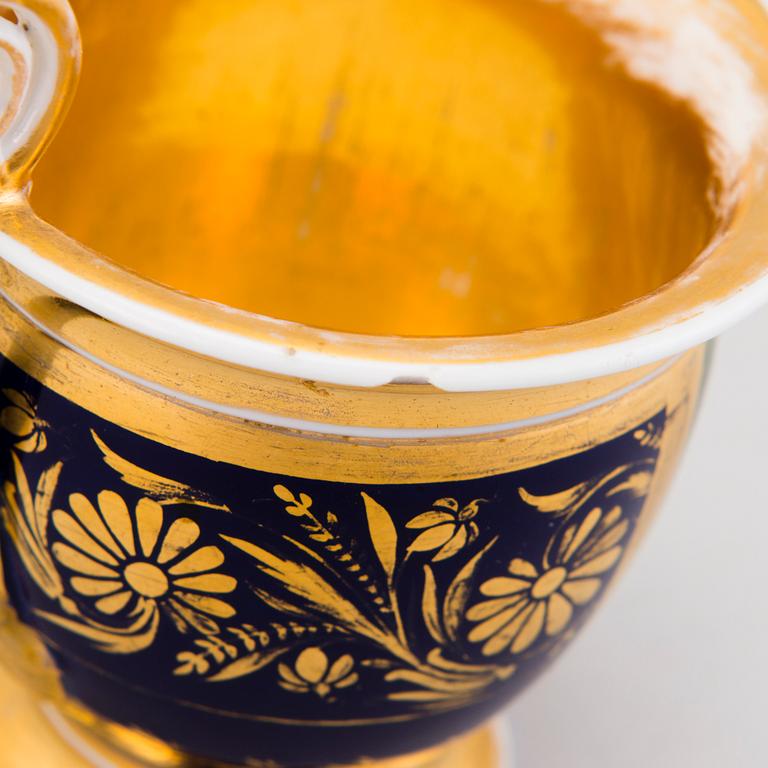 COFFEE CUP, porcelain, Gardner, Russia mid 19th century.