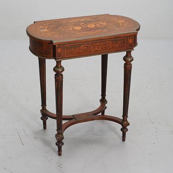 DAMARBETSBORD, Louis XVI- stil, 1900-talets början.