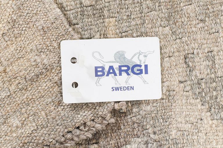 A Kilim carpet ca 296x200 cm.