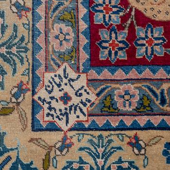 MATTO, a semi-antique Tabriz, ca 282,5-284,5 x 210-214,5 cm, inscriptions.