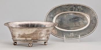 SKÅL MED FAT. Silver. K Anderson, Stockholm, 1916-17. Tot ca 1595 gr.