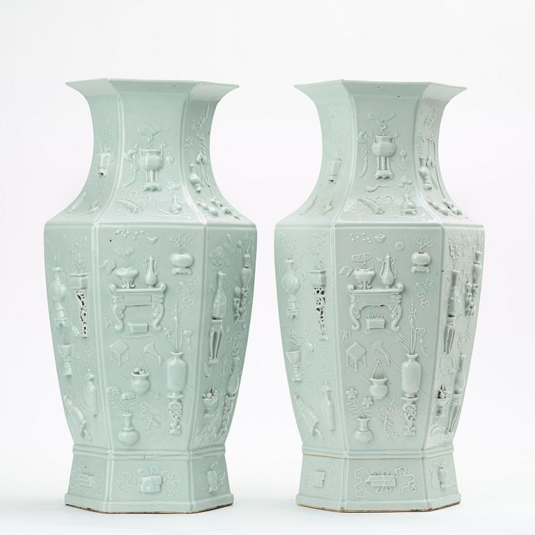 A pair of large celadon glazed vases, late Qing dynasty, circa 1900.