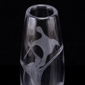 VICKE LINDSTRAND, a glass vase, Kosta.