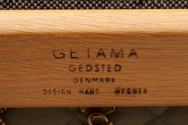 SOFFA,"GE 290", Hans J Wegner, Getama, Danmark, 1900-talets andra hälft. Säljes till förmån för "Läkare utan gränser".