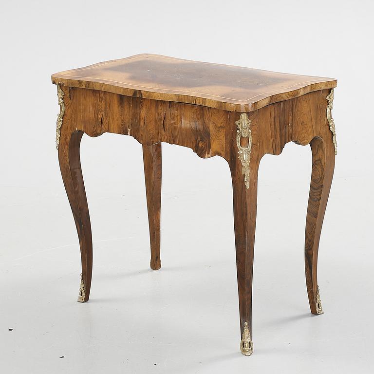 DAMARBETSBORD, rokoko, 1700-1800-tal.