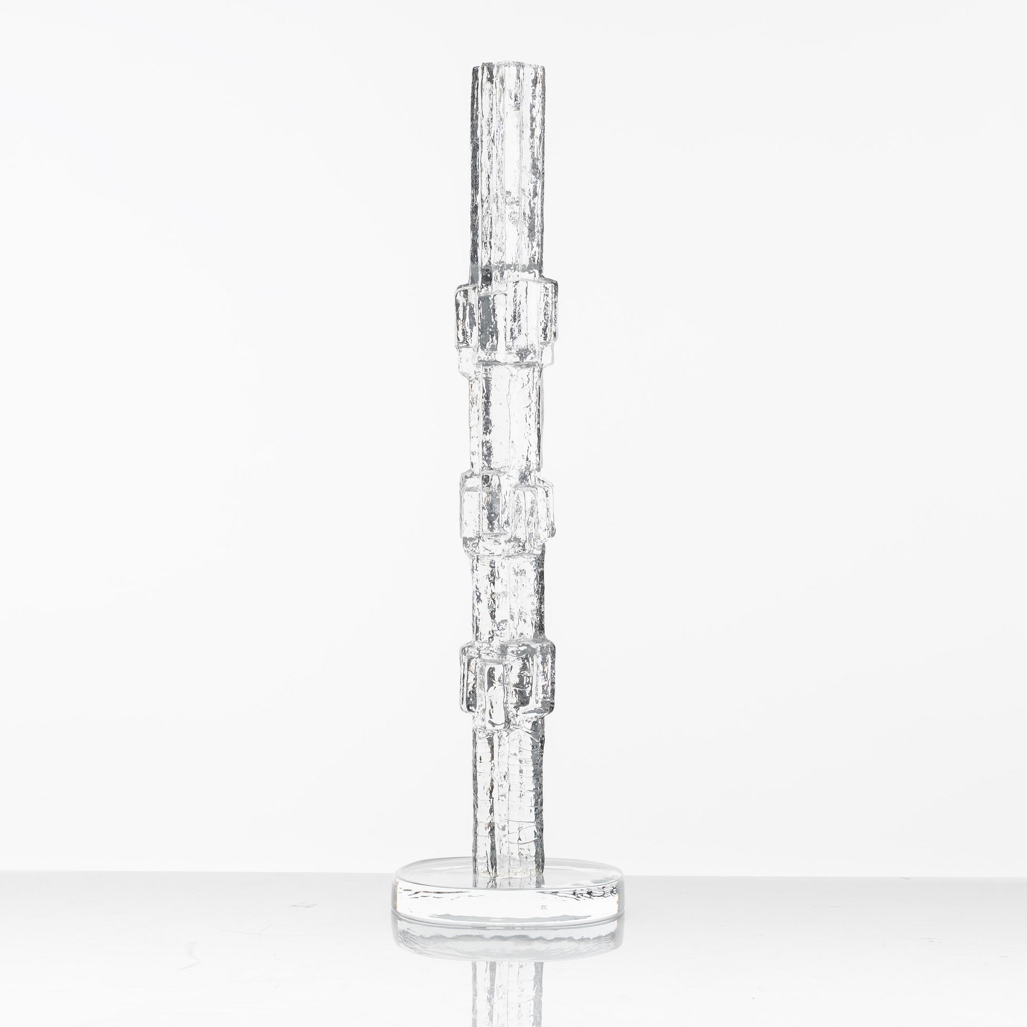 Edvin Öhrström, "Vertikal accent i kristall", skulptur, glas, Lindshammars glasbruk, 1988.,