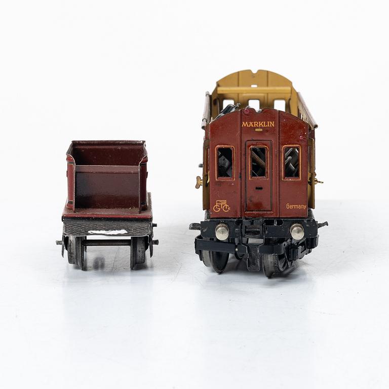 Märklin, Locomotives, carriages and accessories, first half of the 20th century.