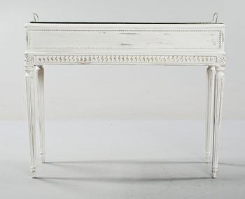 BLOMSTERBORD, gustaviansk stil, 1900-talets första hälft.