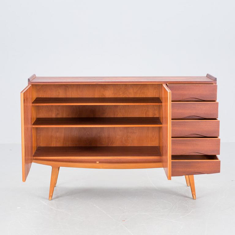 SIDEBOARD, 1900-talets andra hälft.