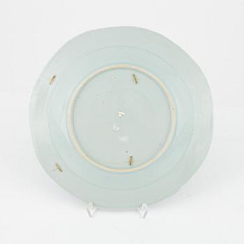 Servisdelar, porslin, 43 st, Kina, Qingdynastin, mestadels Qianlong (1735-95).