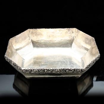 SKÅL, silver, CH Hallberg, importstämplad, 1917. Vikt 362 g.