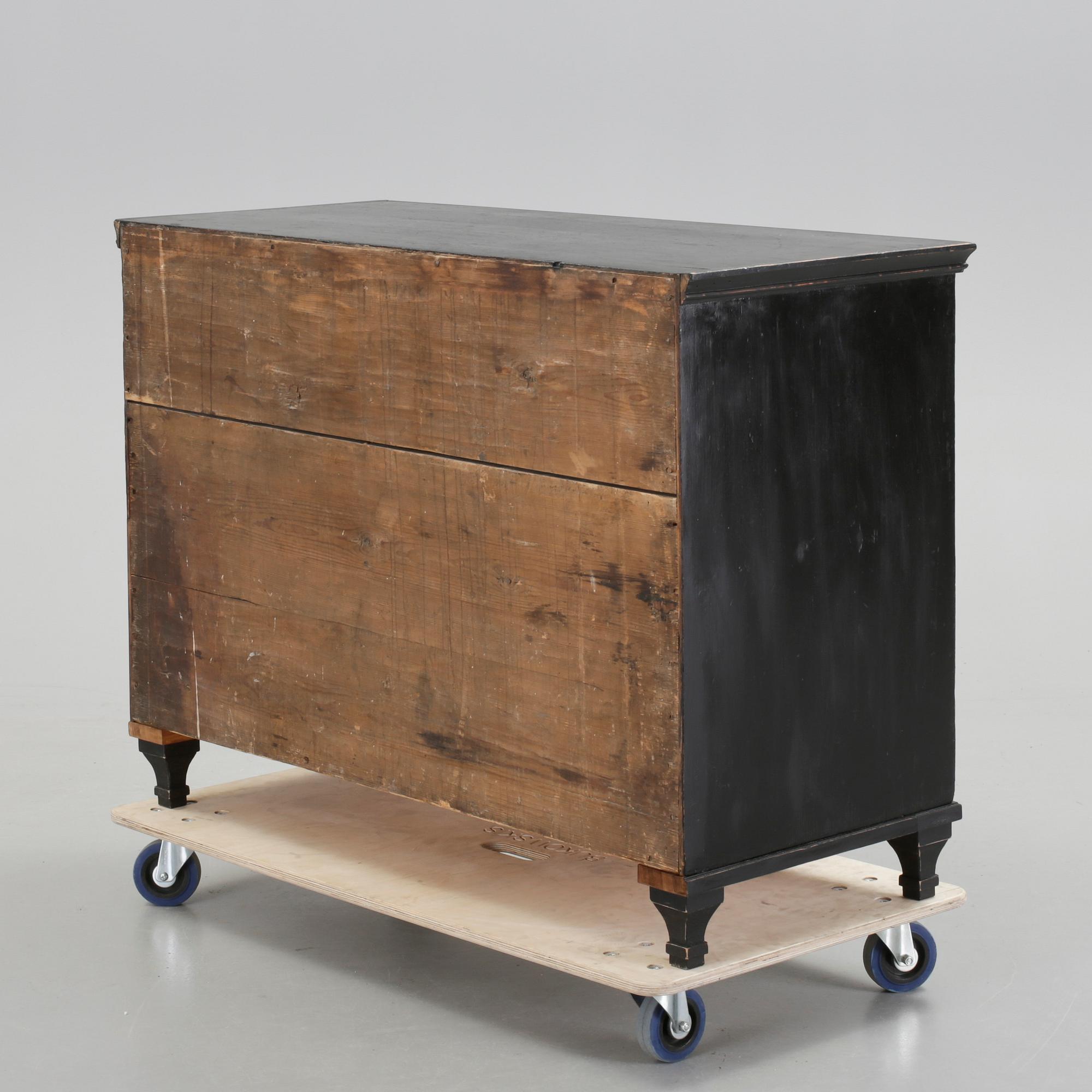 BYRÅ, gustaviansk stil, 1800-tal.