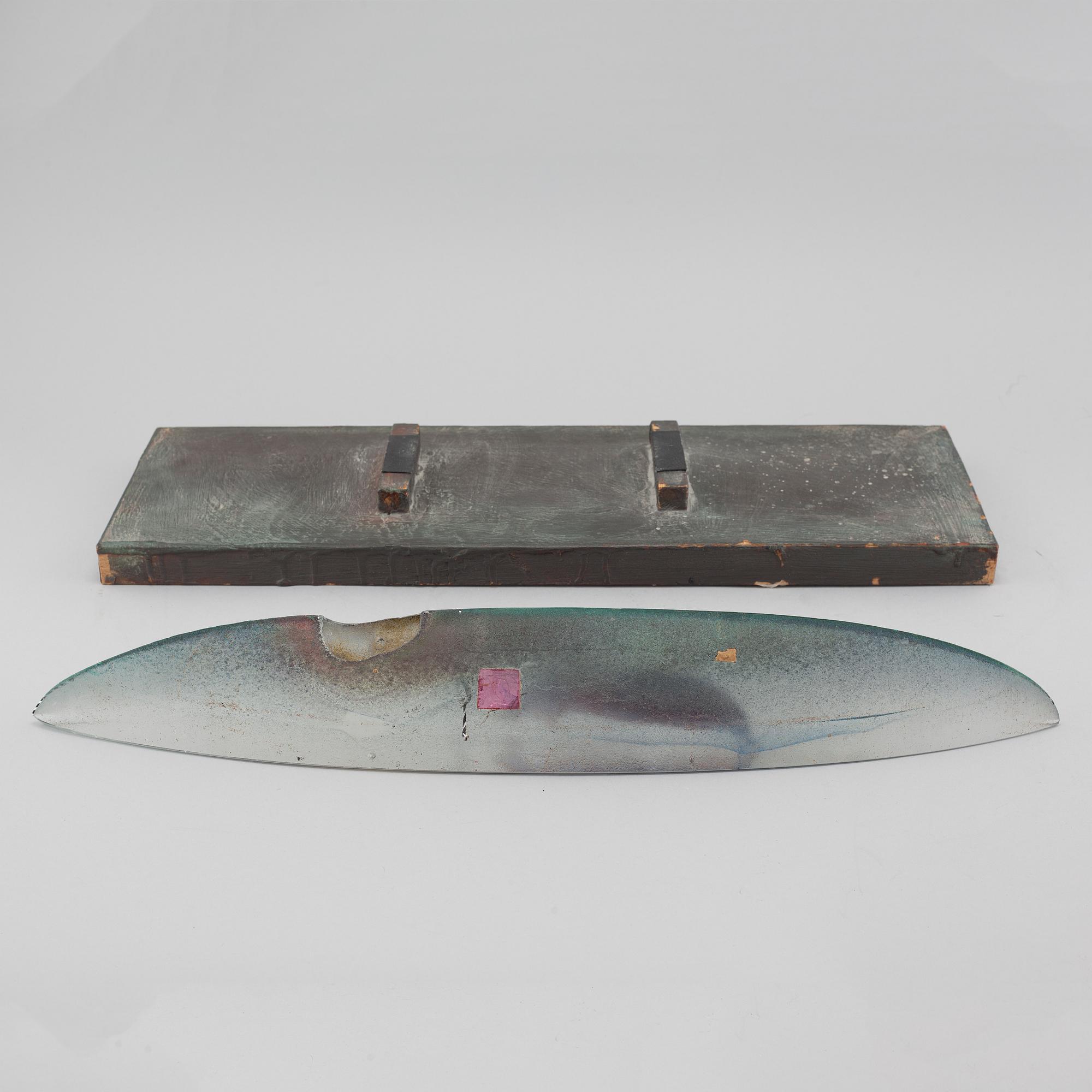 a glass object for Kosta Boda, unique, signed and numbered.