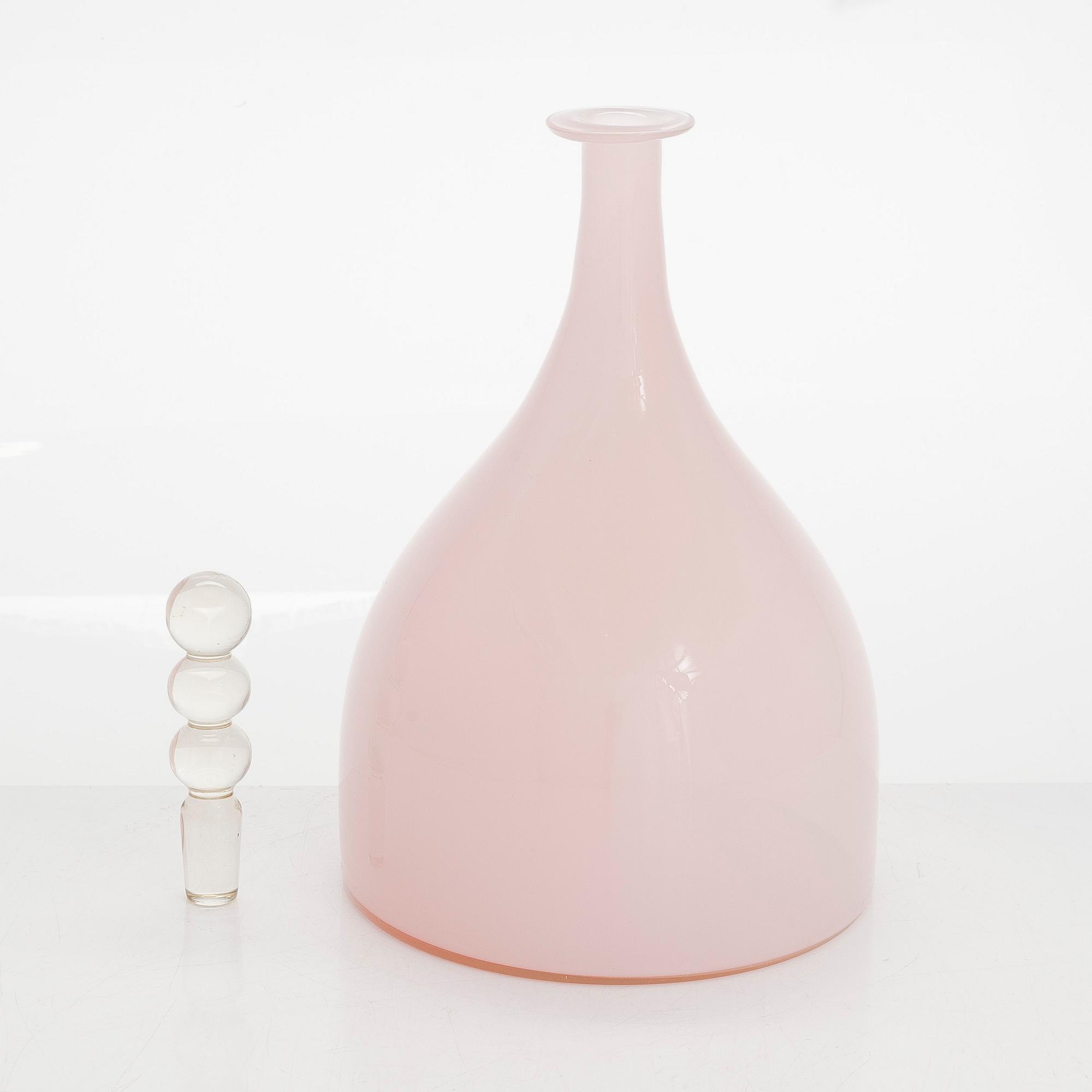 Nanny Still, karaff "Tzarina", signerad Riihimäen Lasi Oy Nanny Still.