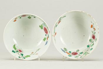 SKÅLAR, 2 st, porslin, Kina, 1700-tal.