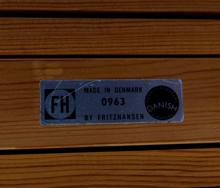 BORD, Fritz Hansen, Danmark, 1900-talets första hälft.