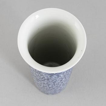 Vas, porslin, sen Qingdynasti, omkring 1900.