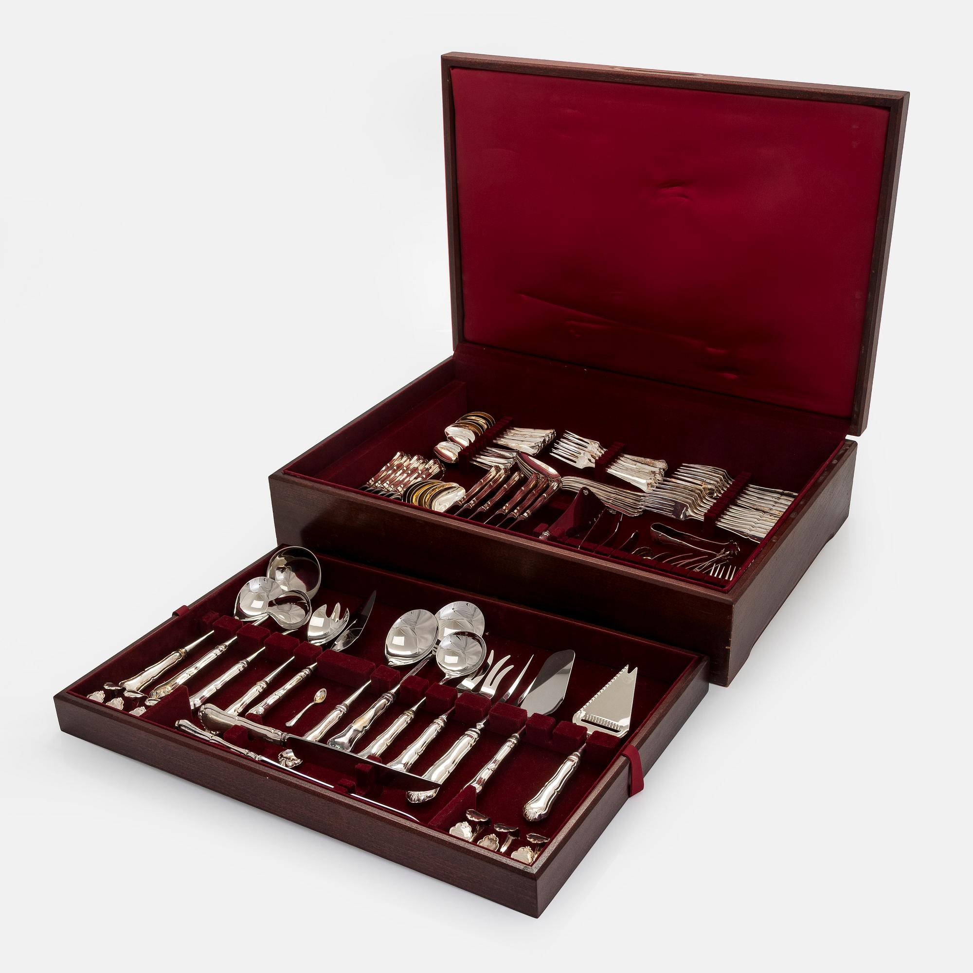 Aterinsarja, 88 osaa, hopeaa, "Chippendale", suomalaiset leimat, 1990-luku.