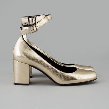 YVES SAINT LAURENT, pumps, size 37,5.