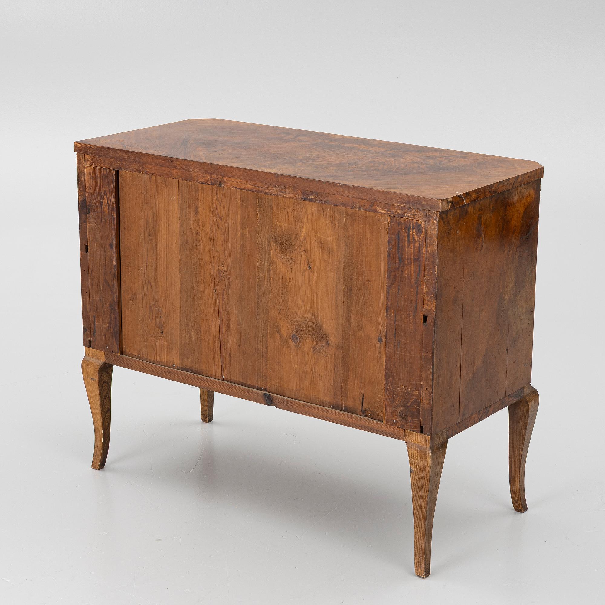 A Gustavian style chest of drawers, first half of the 20th century.