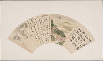 Oidentifierad konstnär, s.k. "Solfjädersmålning", Elegant dam, Kalligrafi och Landskap, Kina, 1900-tal.