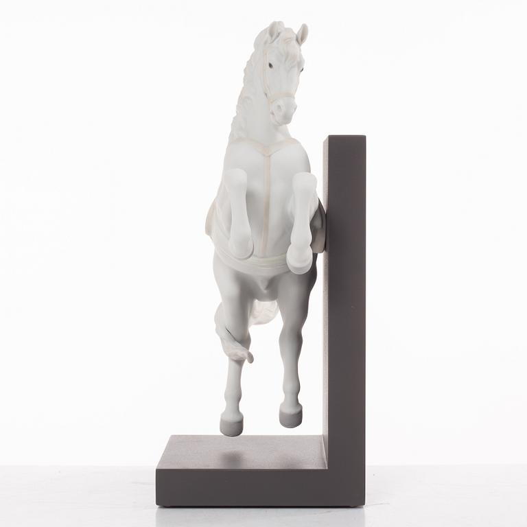 Lladró, figurine, "Horse on Courbette", Spain.