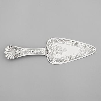 A Swedish 18th century silver cake-slicer, mark of Nils Dahl, Linköping (1739-1786).